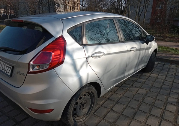 Ford Fiesta cena 19000 przebieg: 143877, rok produkcji 2013 z Poznań małe 16